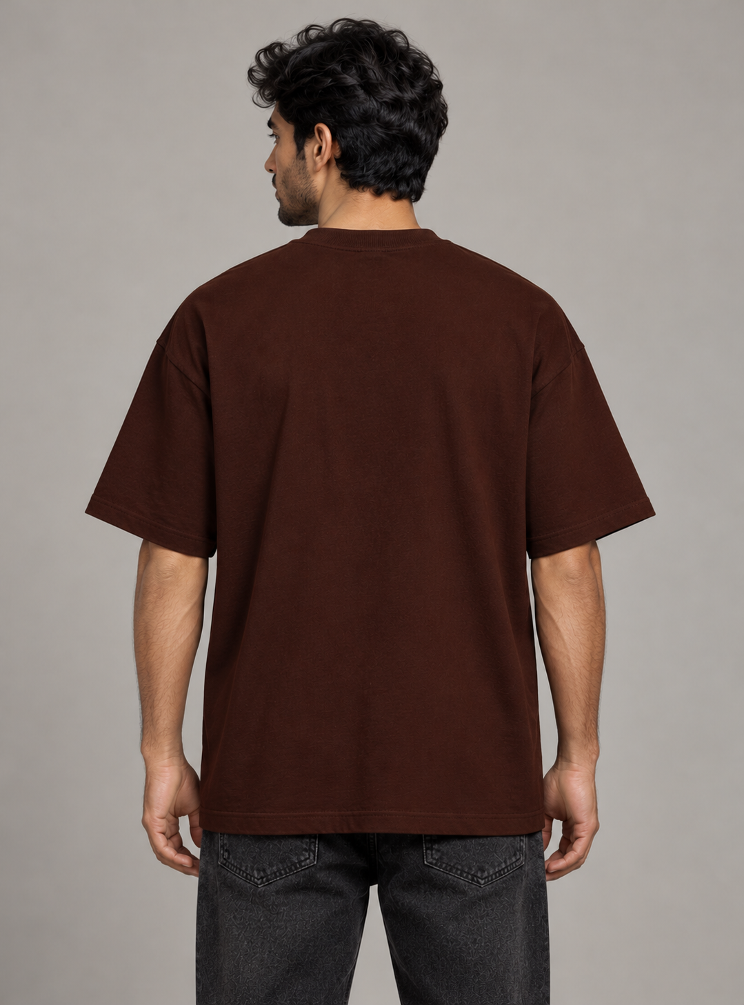 BUILT DIFFERENT LIGHTWEIGHT OVERSIZED T-SHIRT