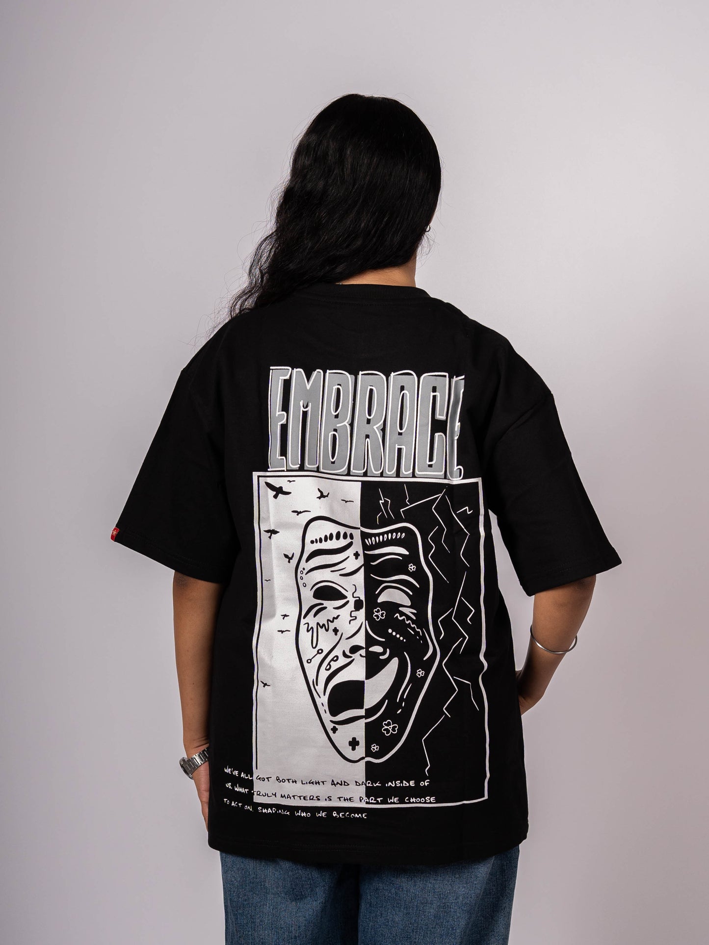 EMBRACE Oversized T-shirt